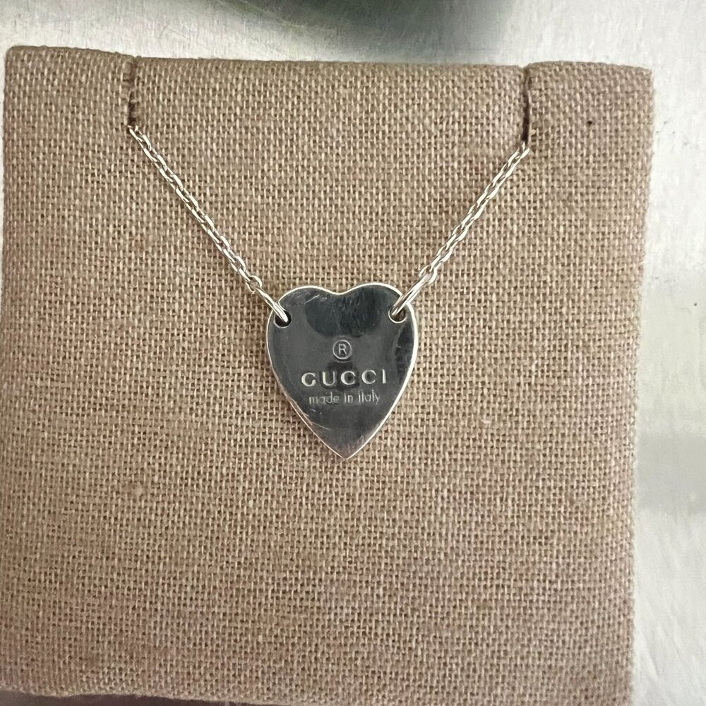 Gucci Trademark Bracelet With Heart Pendant - Size 17 - 925 Sterling Silver